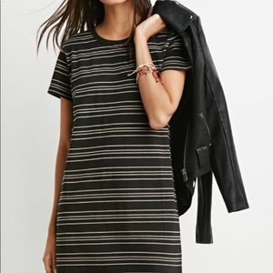 Forever 21 🌼 T Shirt Stripe Dress